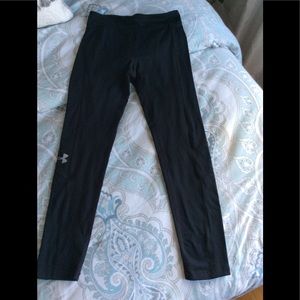 Under Armour black workout leggings